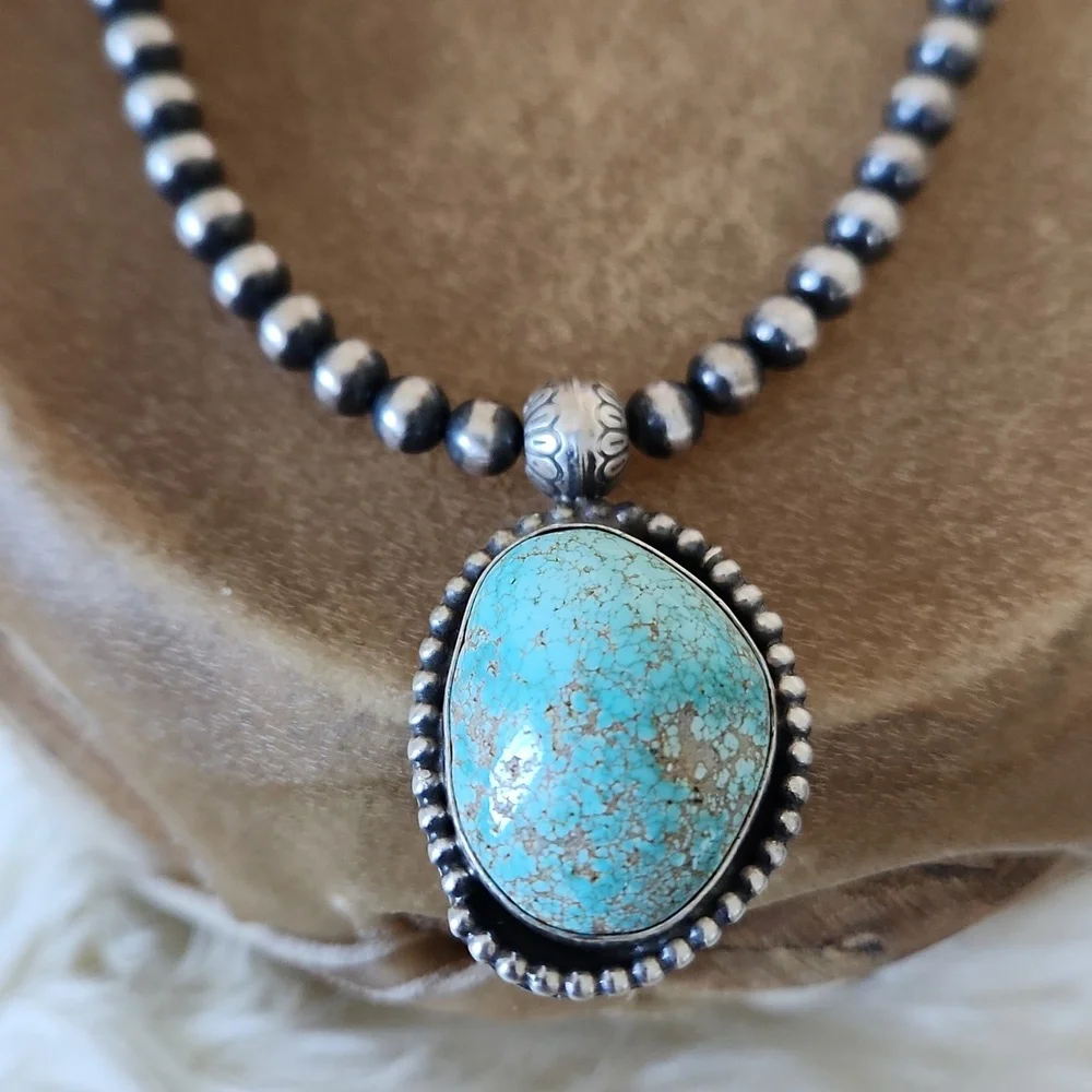 Besutuful NWT Native American Navajo Turquoise Pendant & Pearl Necklace 🩵🩶♥️🎁 - Picture 12 of 16